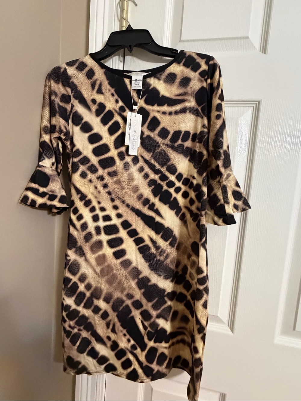 Women’s Animal-Print Shift Dress in Beige and Black
